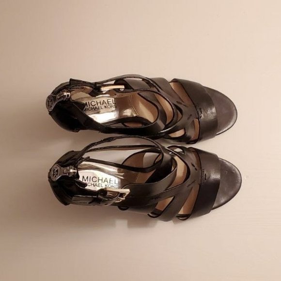 Michael Kors Black Leather Cross Strap - Picture 4 of 4